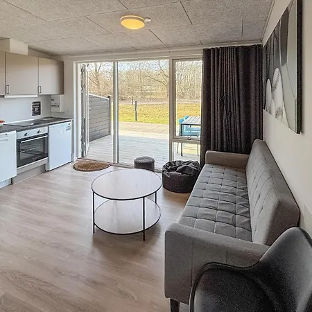 2 Bedroom In *