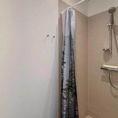 2 Bedroom In 아파트